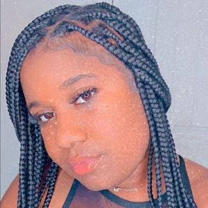 Meet your Posher, Samiya